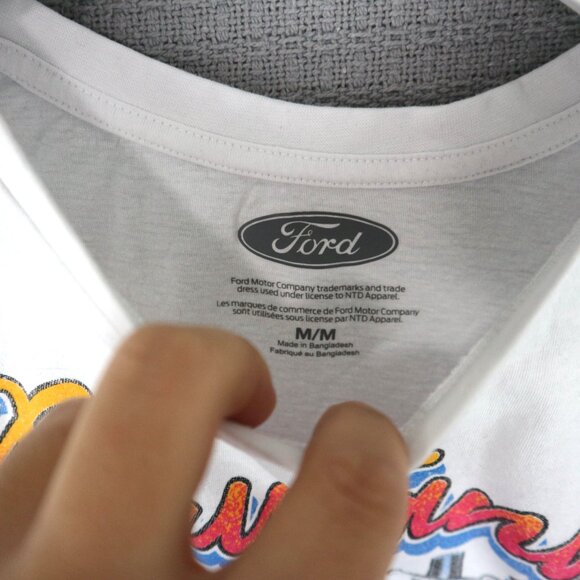 Ford Mustang Old School Car Cropped Tee Womens Medium - Picture 4 of 6